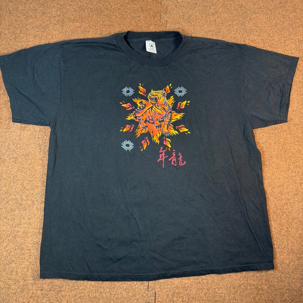 Delta Pro Weight Tiger Flame Graphic T-Shirt Mens XL Black Kanji Streetwear Tee